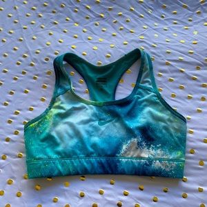 Nike Women’s Size Medium Sports Bra